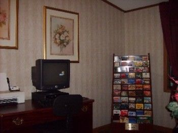 Budgetel Inn & Suites Колумбус Экстерьер фото